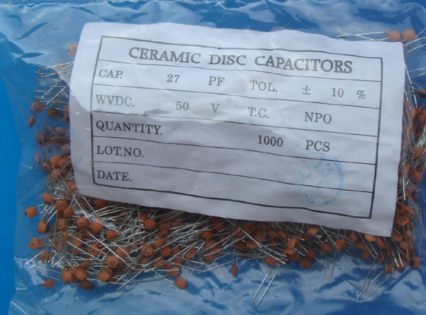 27PF DIP NPO Ceramic Capacitors
