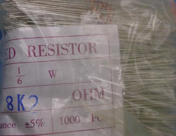 Carbon Film Fixed Resistors 8K2 OHM 5%